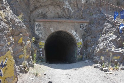 Tunnel